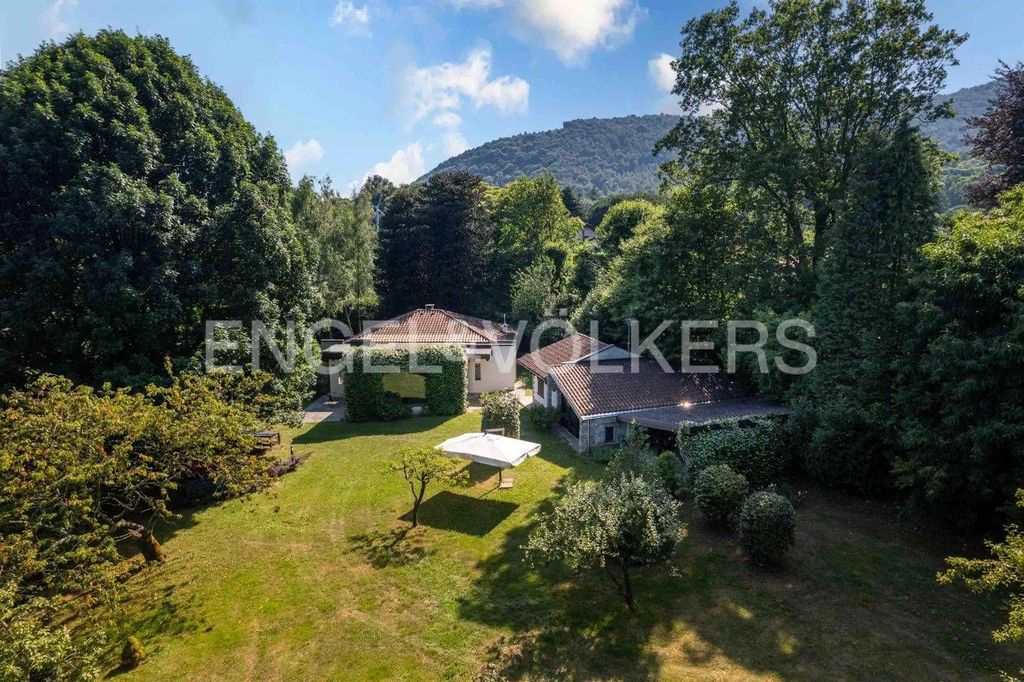 House in Nebbiuno - View 3
