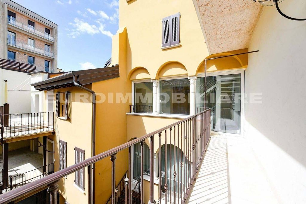 Appartamento – Brescia - Vista 3