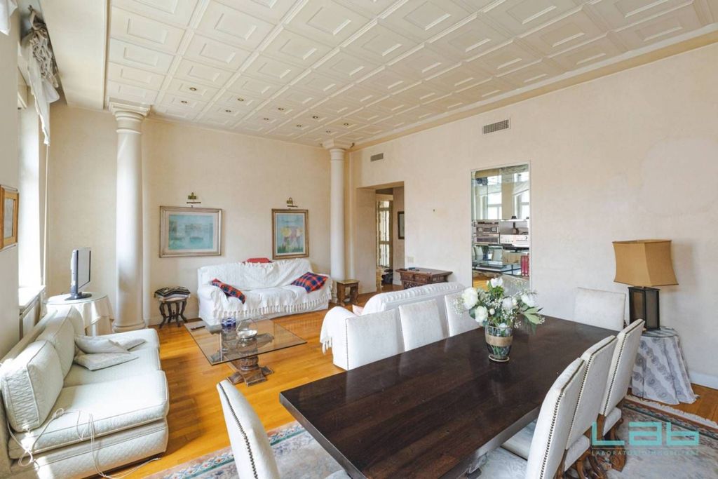 3 room luxury Flat for sale in Via Milano, 18, Trieste, Friuli Venezia Giulia - View 3