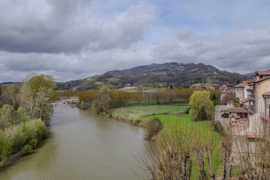 Château · Castle in Bistagno