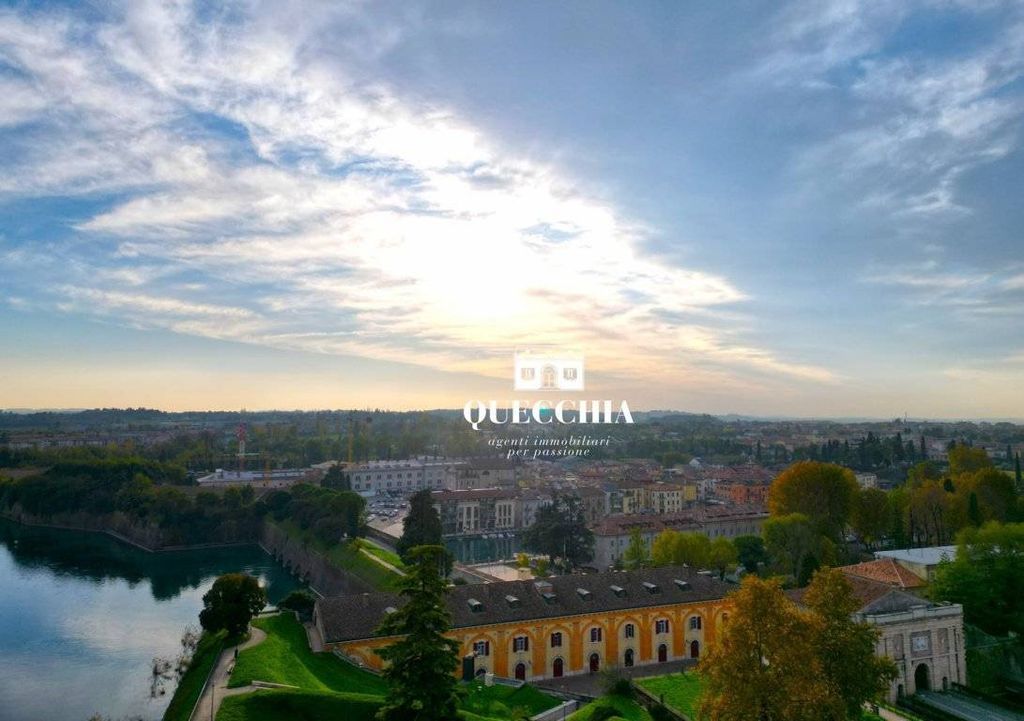4 bedroom luxury Apartment in Piazza Ferdinando di Savoia, Peschiera del Garda, Provincia di Verona, Veneto - Vista 4