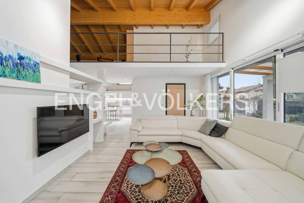 House in Samarate - Vista 4