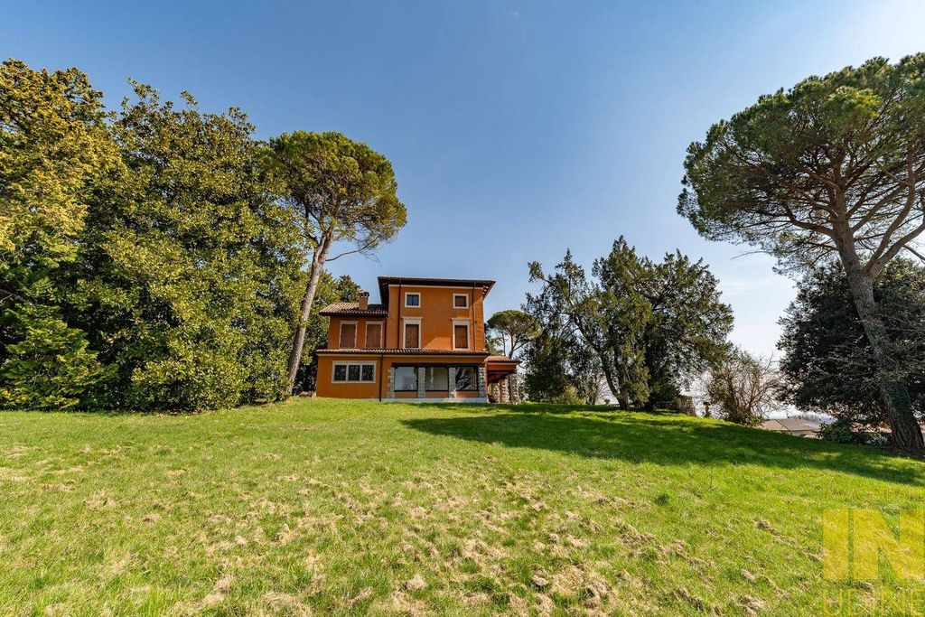 House in Moruzzo - Vista 4