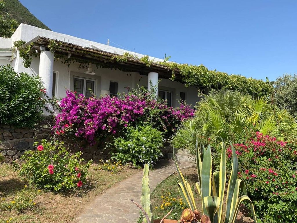 Casa – Malfa - Vista 4