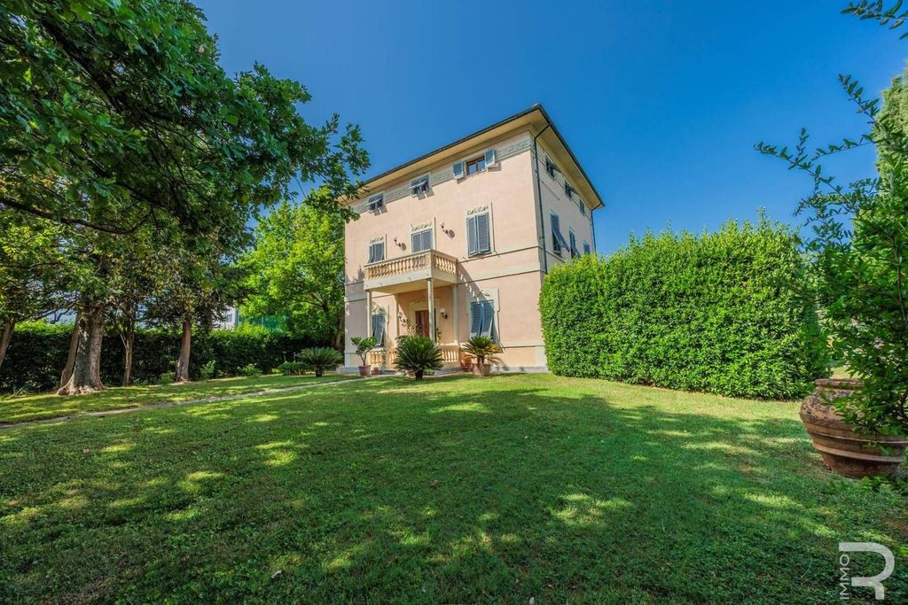 House in Porcari - Vista 4