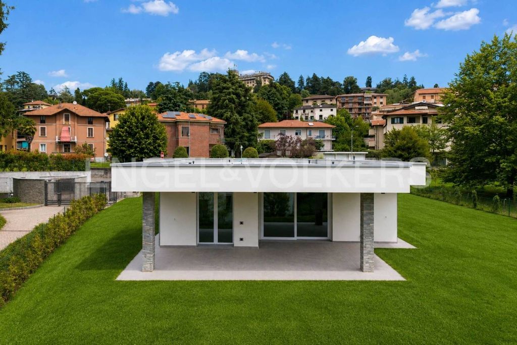 Casa – Varese - Vista 4