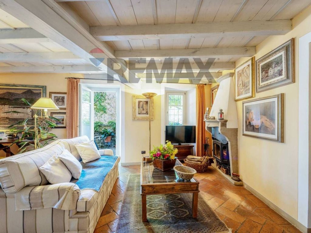 5 bedroom luxury Villa for sale in Via Alle Monache, Verbania, Piedmont - Vista 4