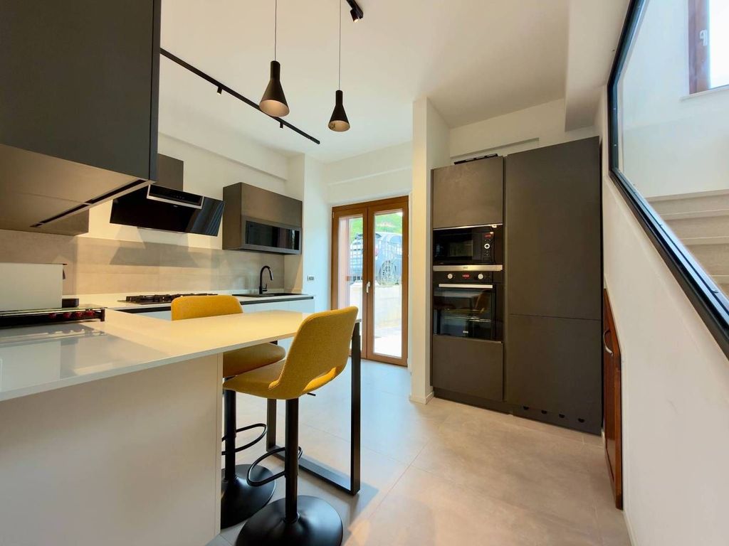 Casa – L’Aquila - Vista 5