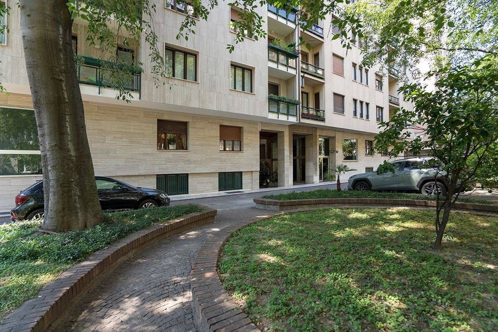 Luxury Apartment for sale in Via San Vittore, 36, Milan, Lombardy - Vista 5
