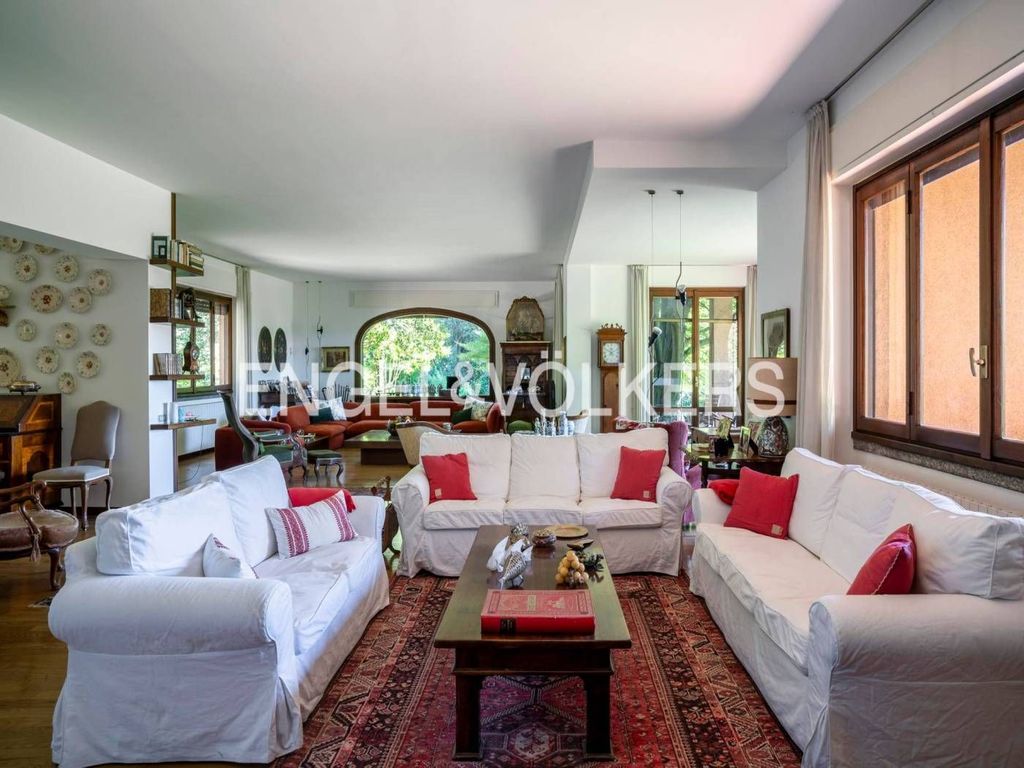 7 bedroom luxury Villa for sale in Via dei Mille, 10, Monticello Brianza, Provincia di Lecco, Lombardy - View 5