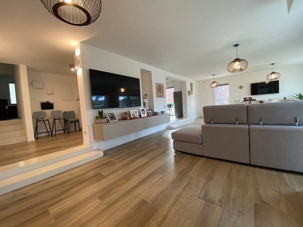 5 bedroom luxury Villa for sale in Via Italia, Fiesso d'Artico, Venice, Veneto - View 5