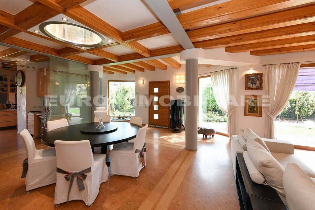 Luxury Villa for sale in Via Santa Croce, 101, Gussago, Provincia di Brescia, Lombardy - View 5