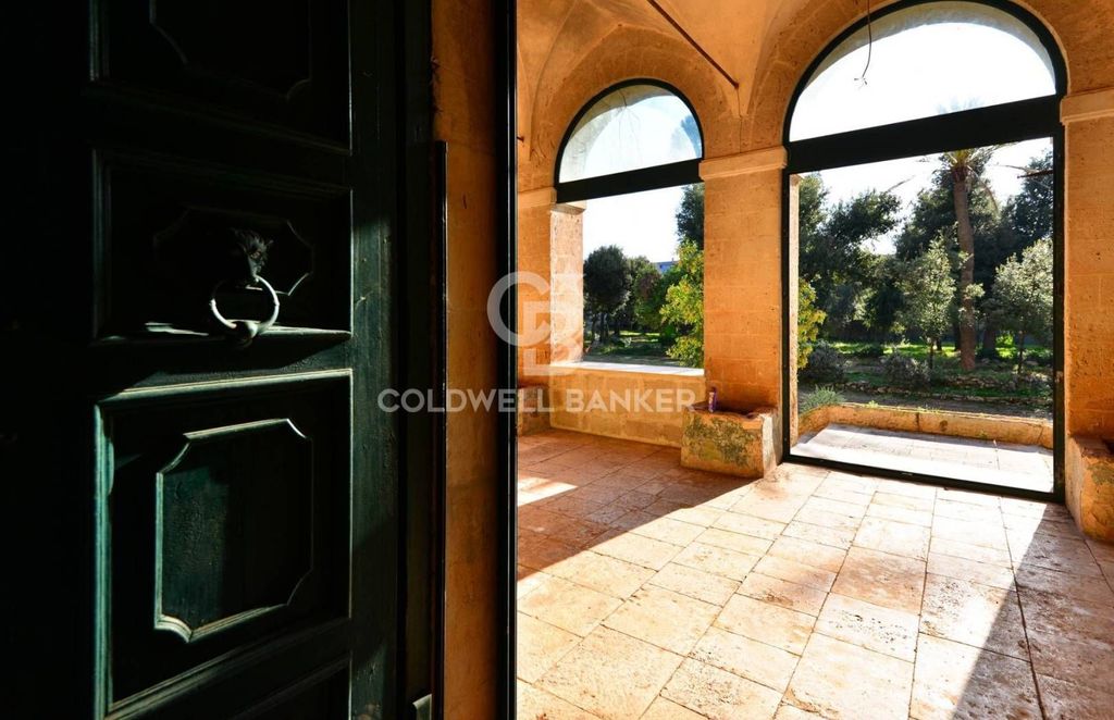 Luxury Villa for sale in Via Vincenzo Ruggero, San Vito dei Normanni, Provincia di Brindisi, Apulia - View 5