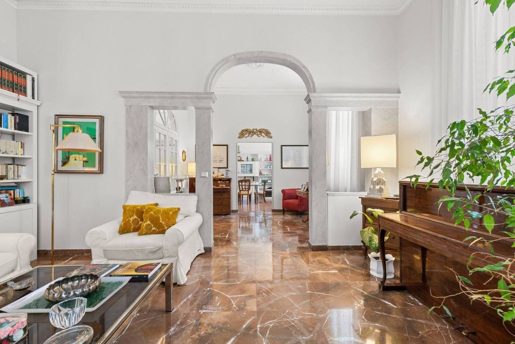 Luxury Apartment for sale in Viale Belfiore, 6, Florence, Tuscany - View 6