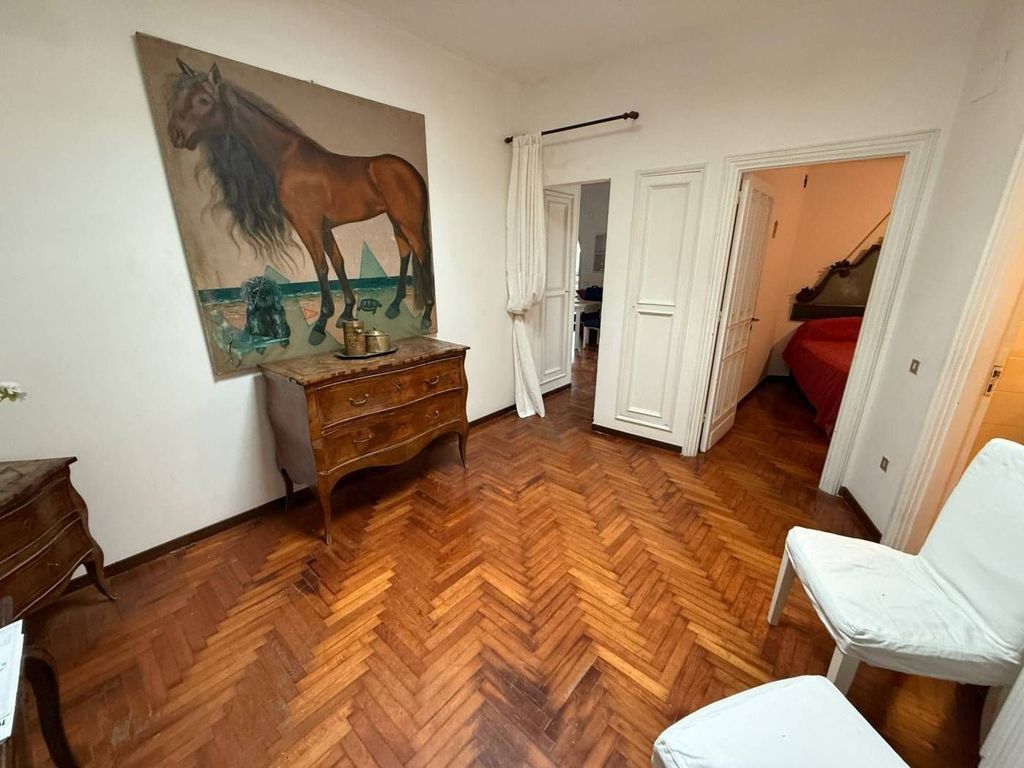 3 room luxury Apartment for rent in Via Franco Alfano, Naples, Campania - Vista 6