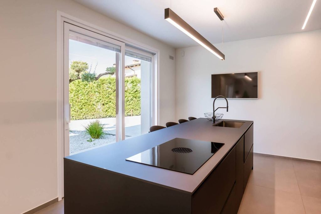 Casa – Castelgomberto, Valle di Castelgomberto - Altro