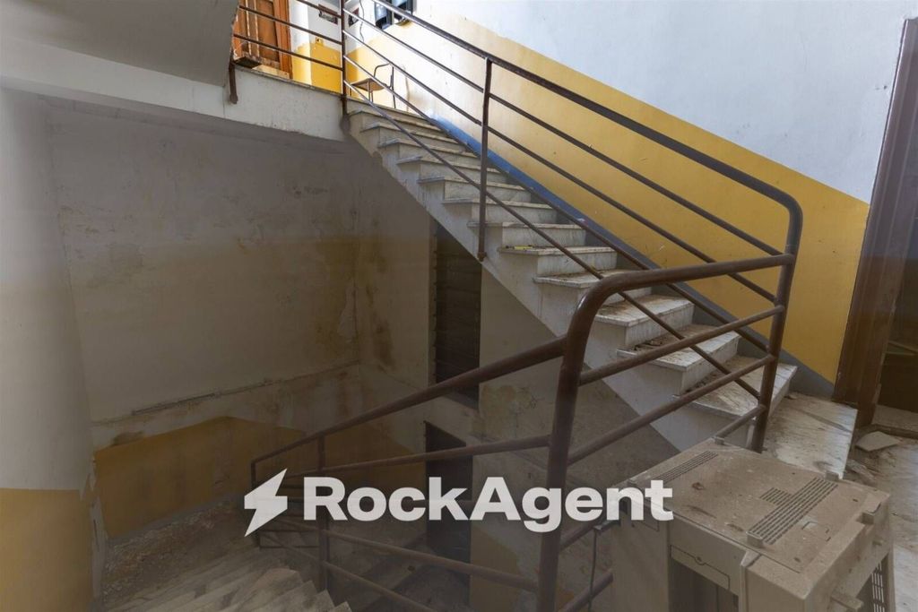 Luxury Hotel for sale in Via Traspontino, 1, Ragusa, Sicily - Altro