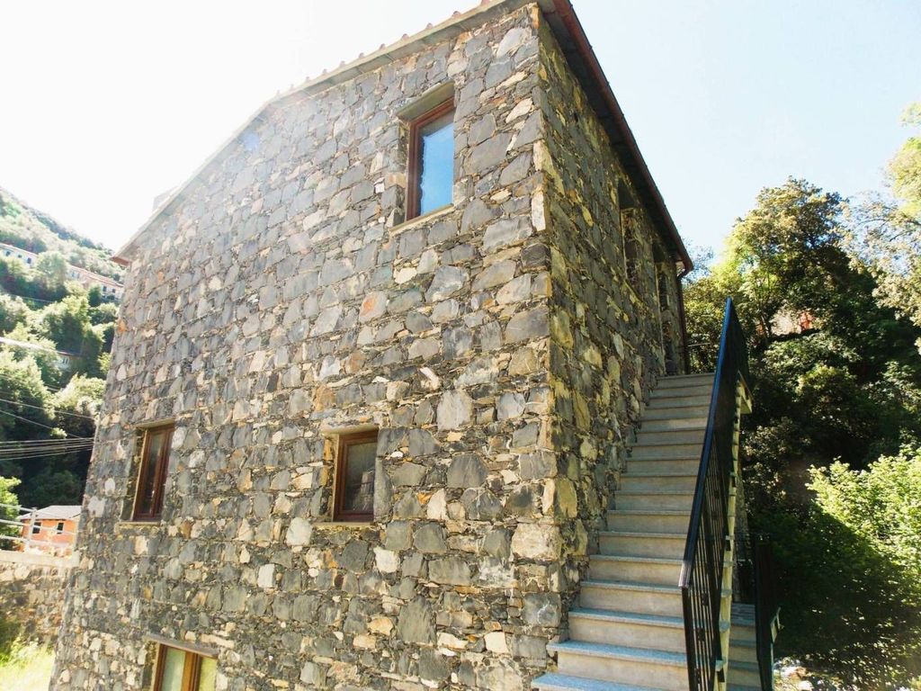 Casa – Avegno - Altro