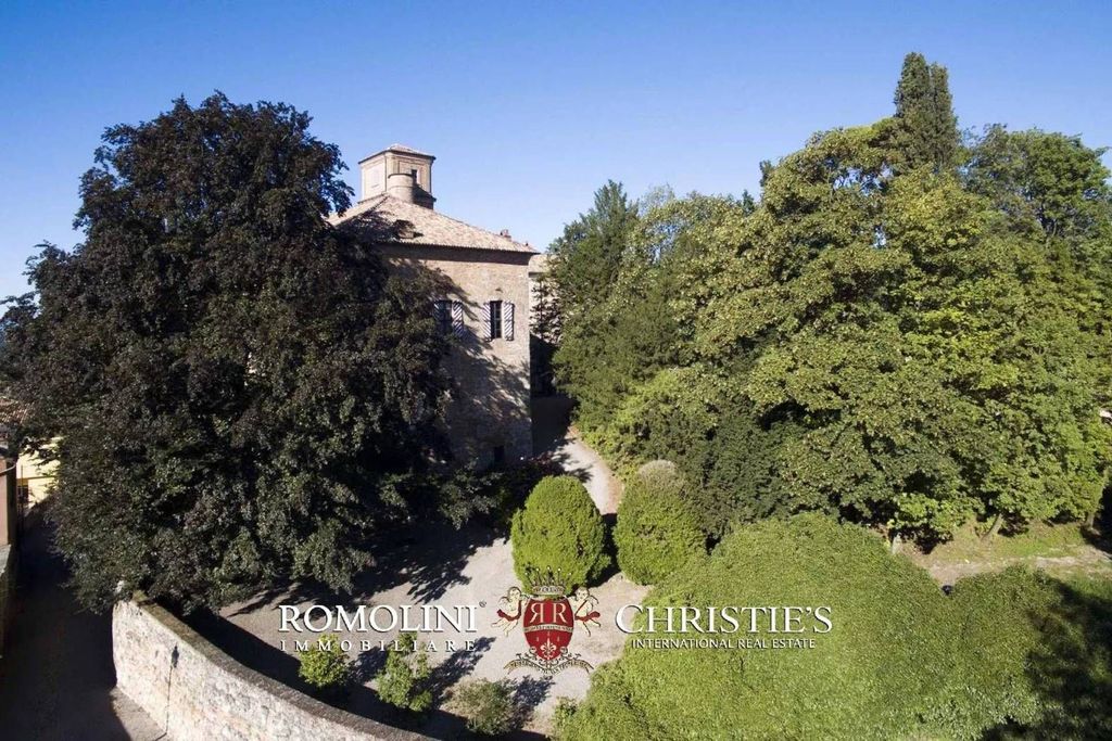 Château · Castle in Asti