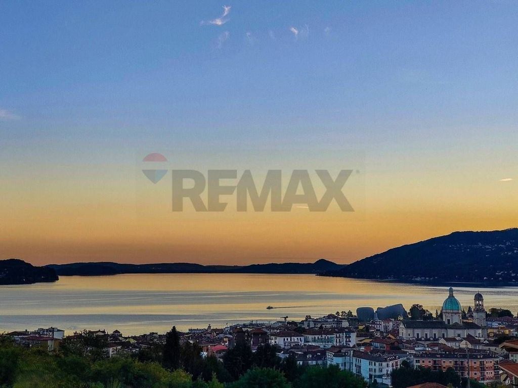 4 room luxury Apartment for sale in Corso Italia, Verbania, Piedmont - Vista 6