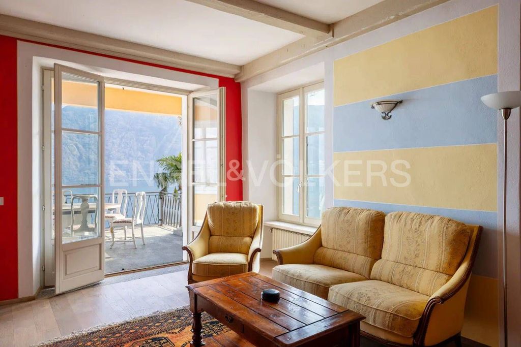 House in Cannobio - More