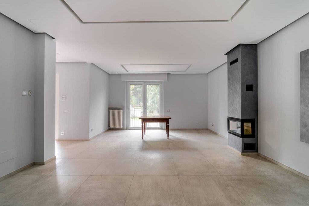 Casa – Somma Lombardo - Altro