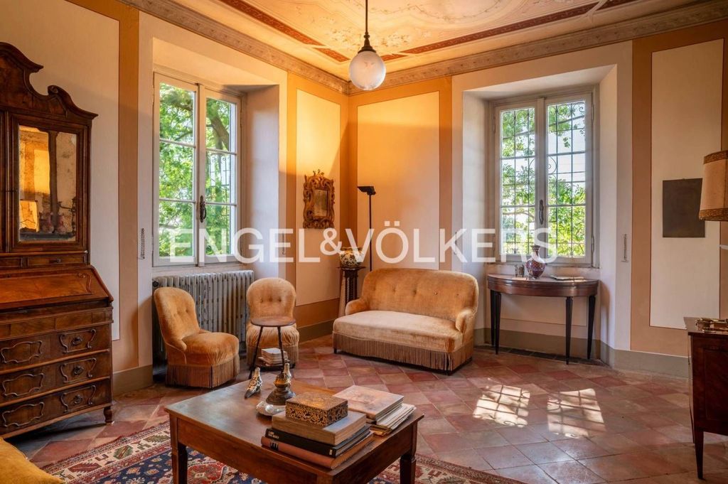 5 bedroom luxury Villa for sale in Via Cantù, Casnate Con Bernate, Lombardy - View 6