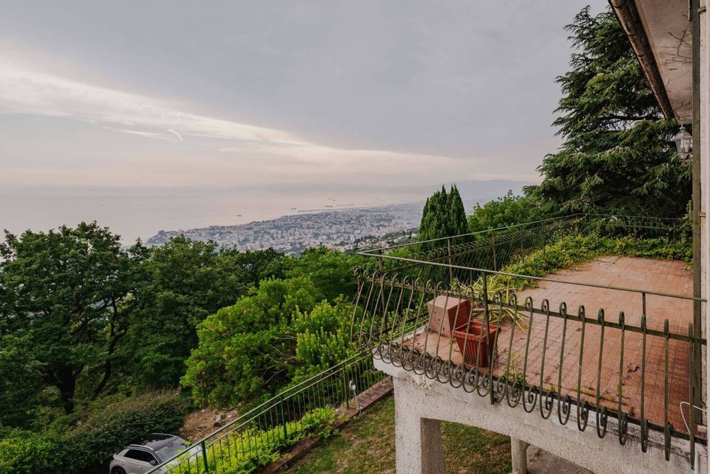 Casa – Genoa - Altro