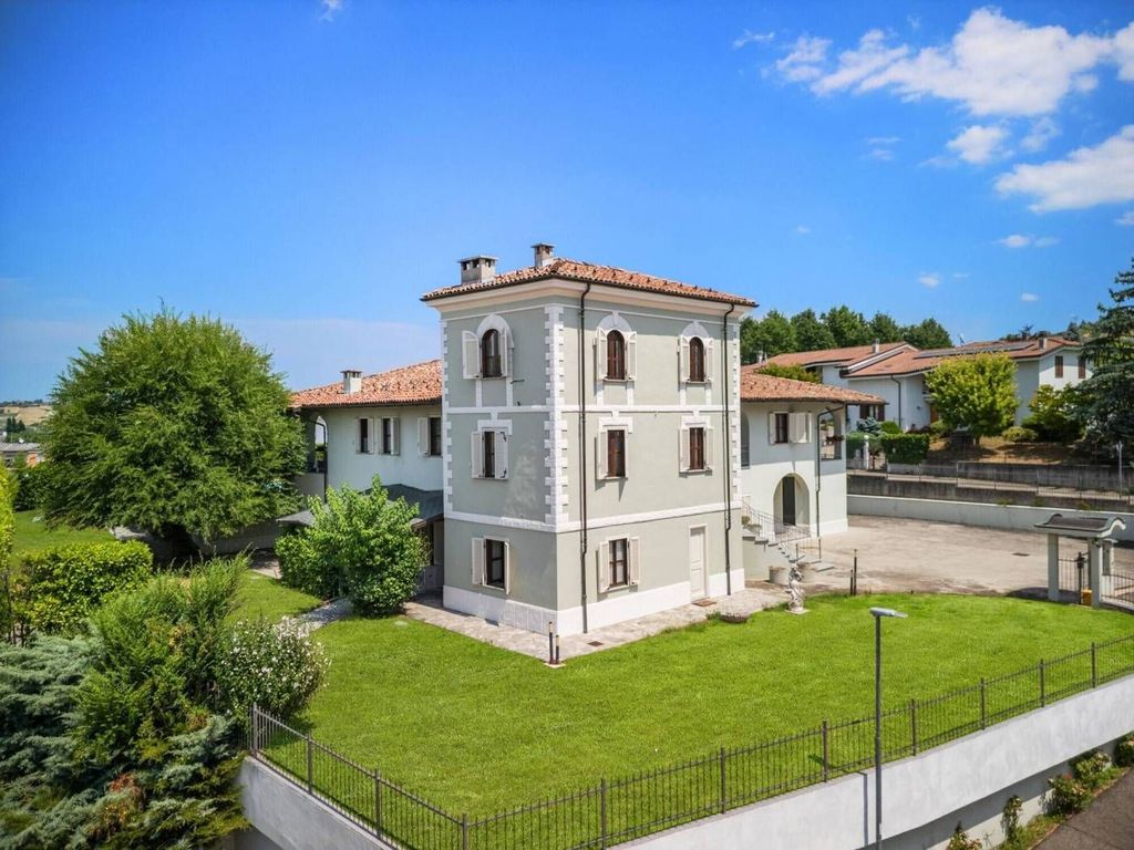 Casa – Canelli, Asti - Altro