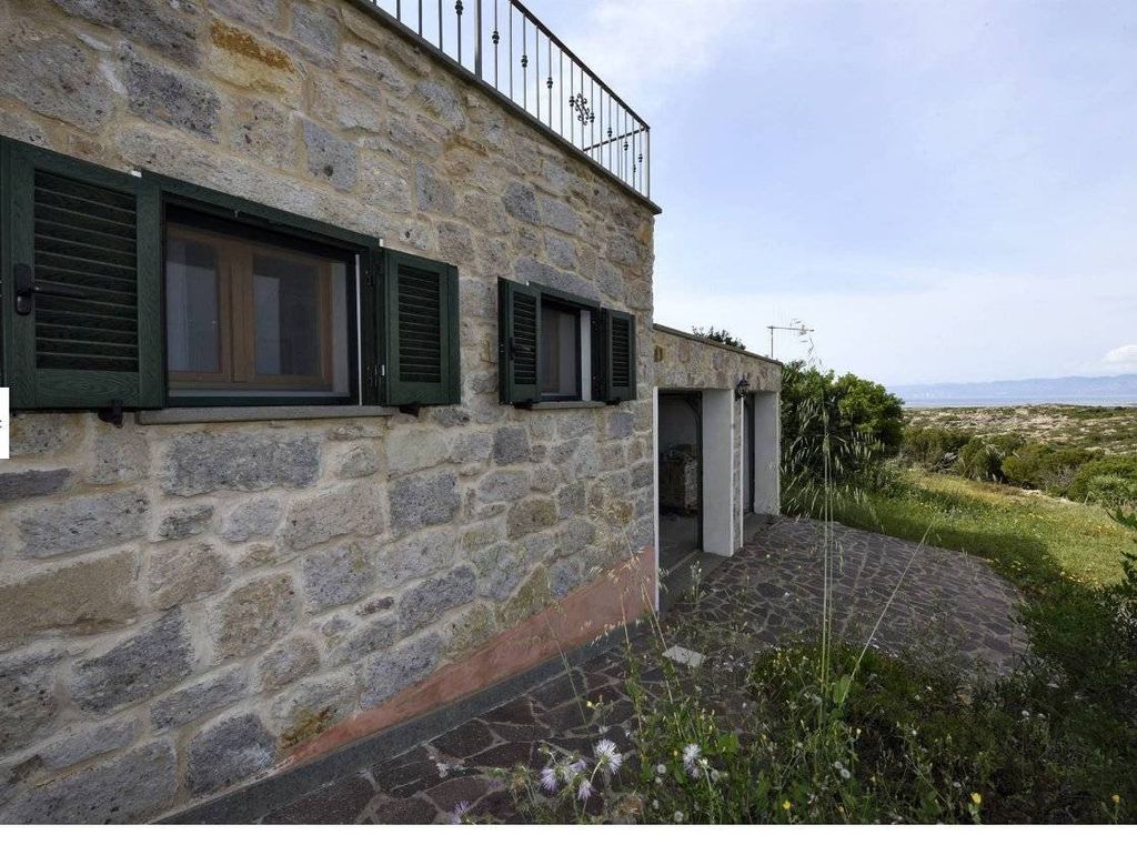 House in Carloforte - More
