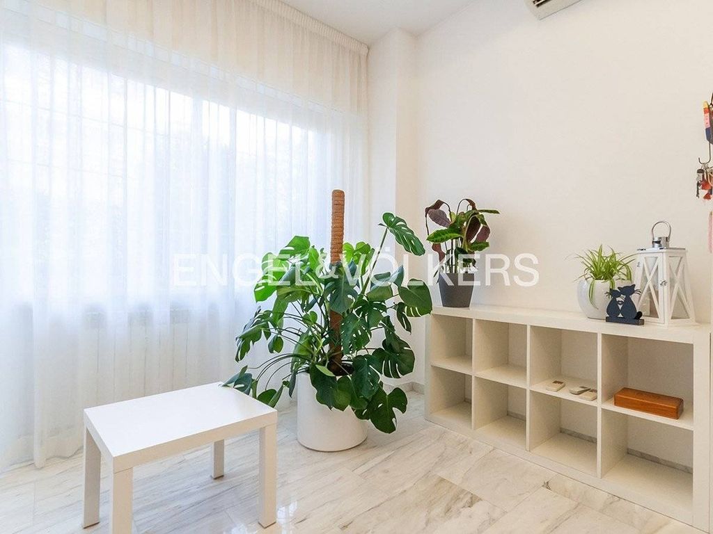 4 room luxury Apartment for rent in Viale Shakespeare, Rome, Latium - Vista 6