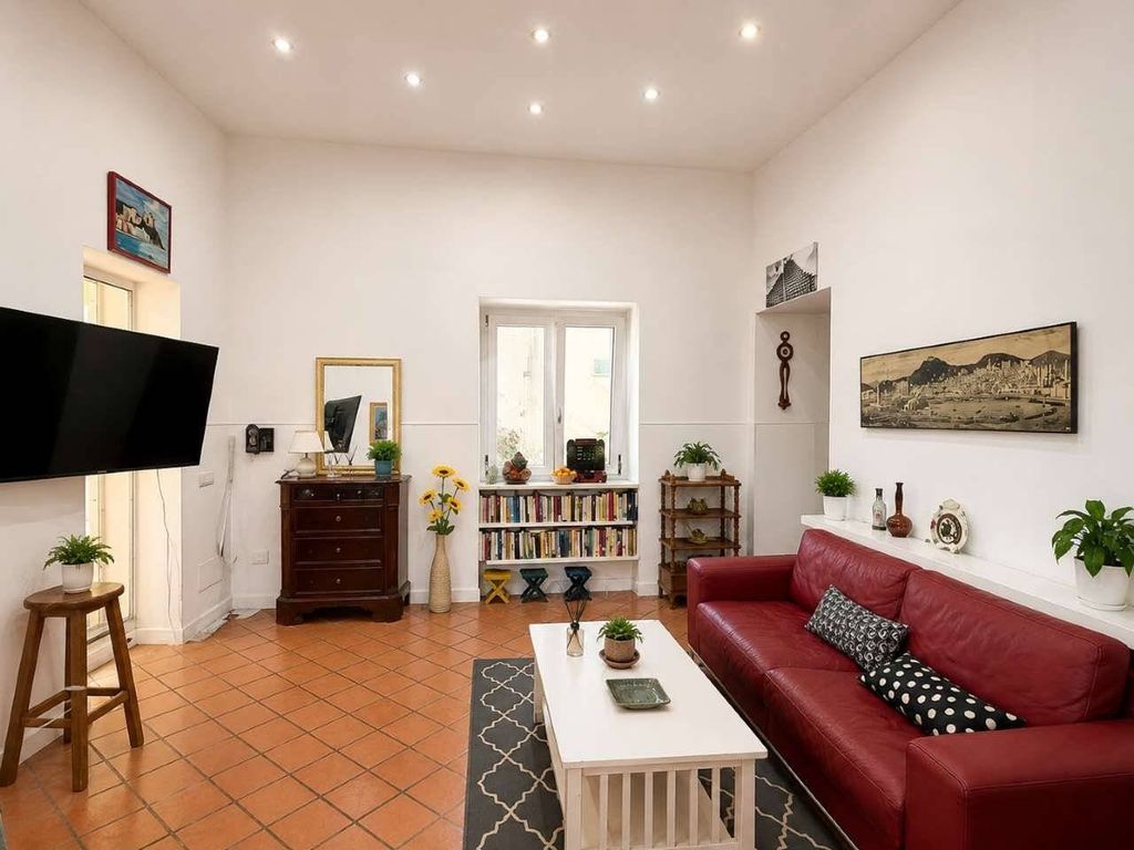 Casa – Napoli, Chiaia, Municipalità 1 - Altro
