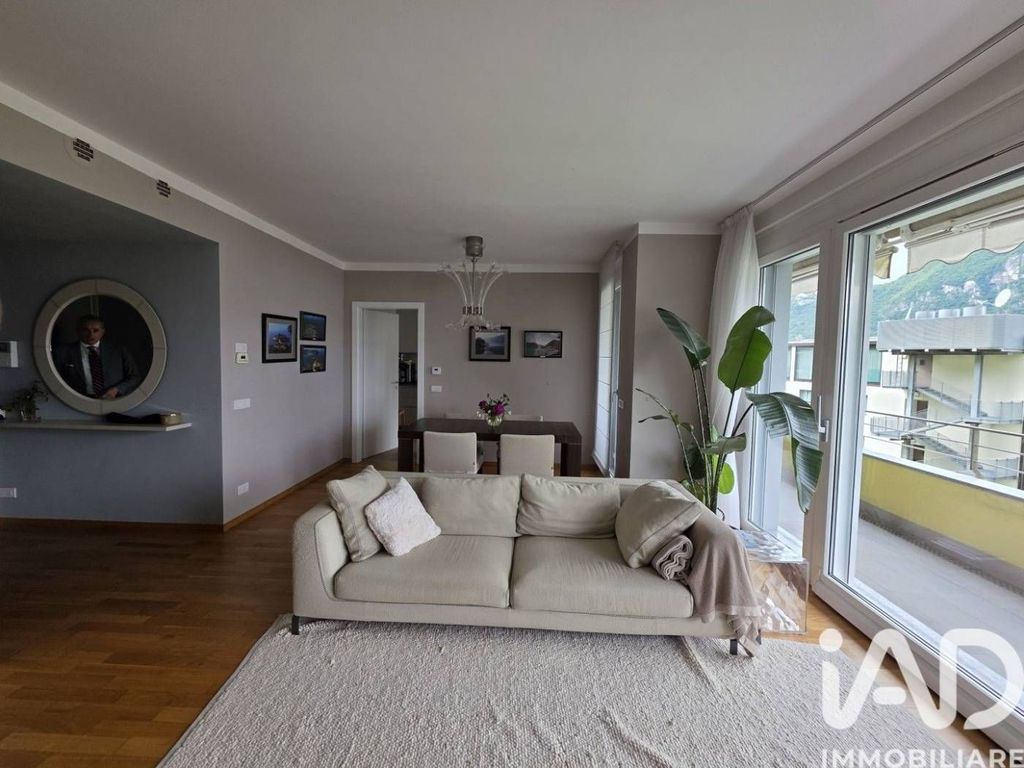 3 bedroom luxury Flat for sale in Corso corso Fratelli Fusina,, Campione d'Italia, Provincia di Como, Lombardy - View 6