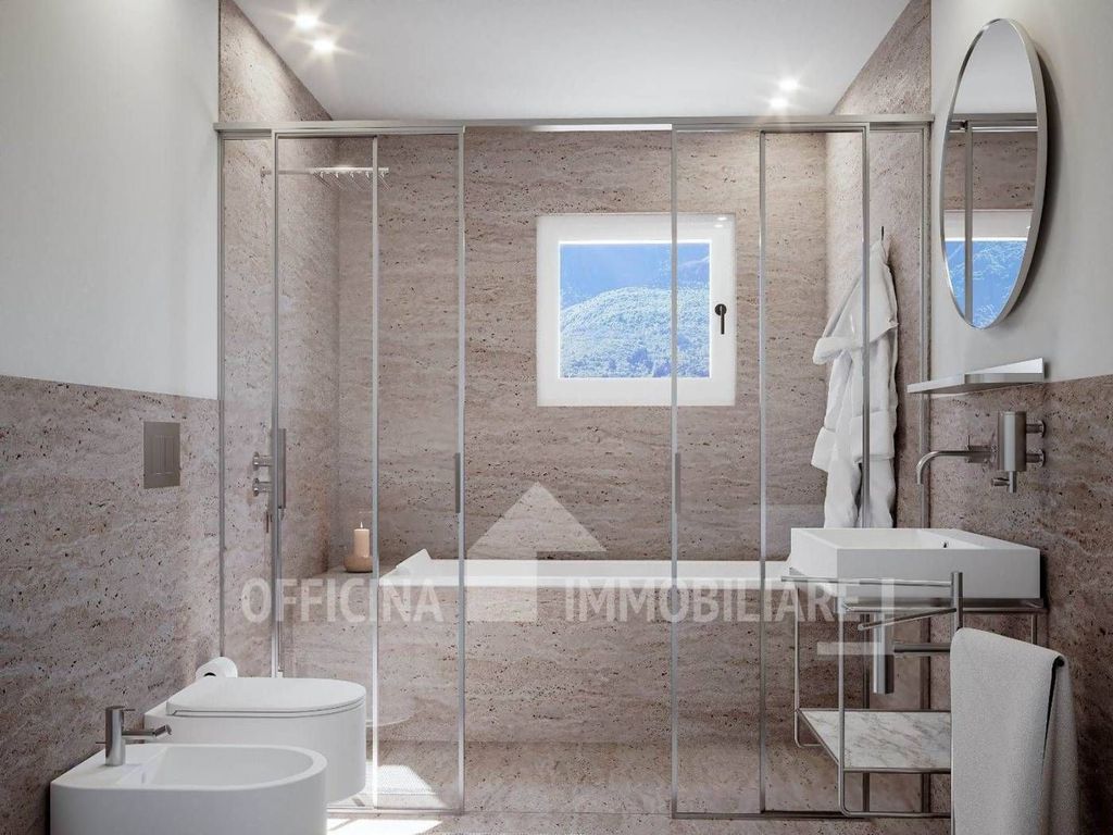 4 room luxury Villa for sale in Colico, Lombardy - More