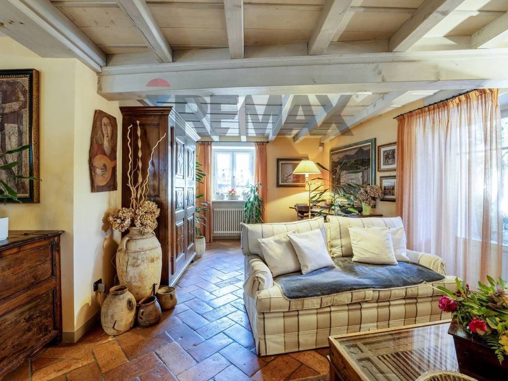 5 bedroom luxury Villa for sale in Via Alle Monache, Verbania, Piedmont - Altro