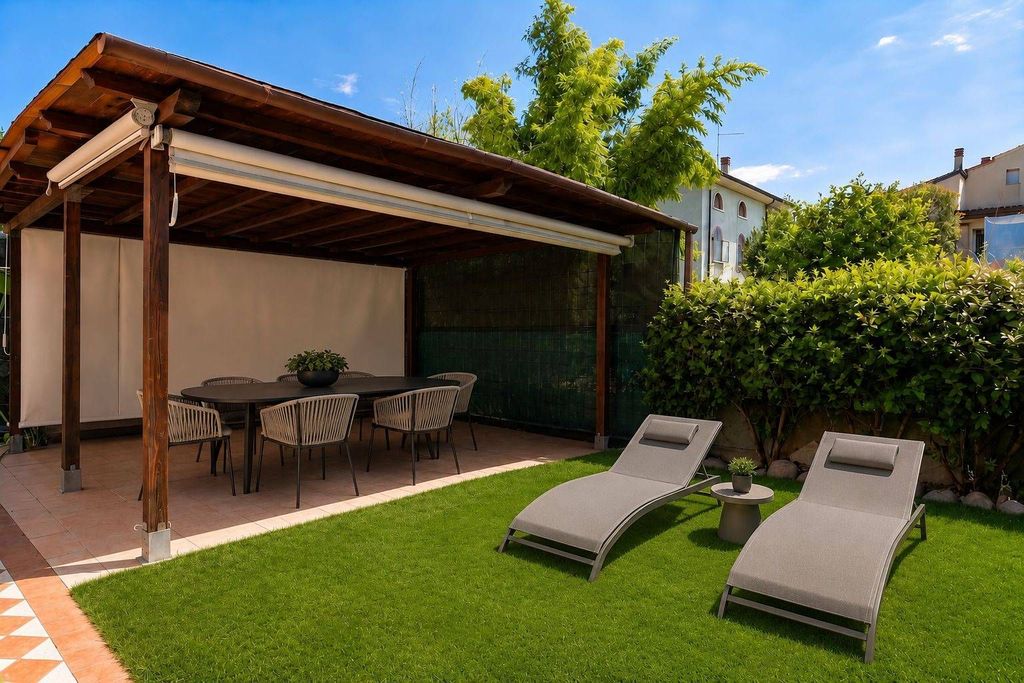 4 bedroom luxury Villa for sale in Vicenza, Italy - More