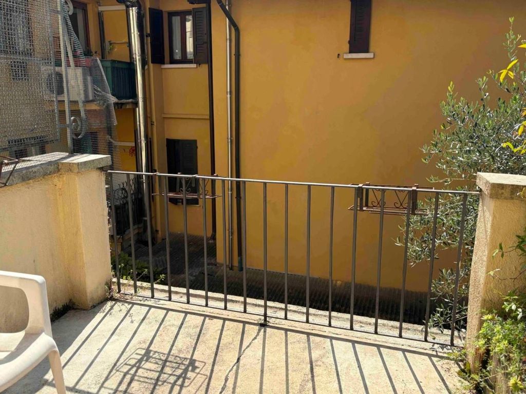 3 room luxury Flat for sale in Via dell'Albera, 12, Gardone Riviera, Lombardy - Altro