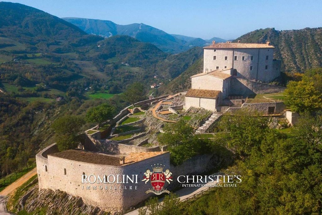 Château · Castle in Cagli
