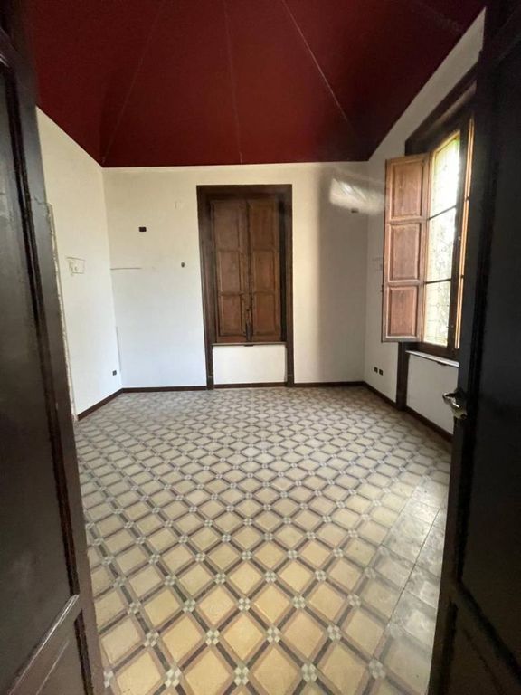 Luxury Villa for rent in Via Nuova, Palermo, Sicily - More