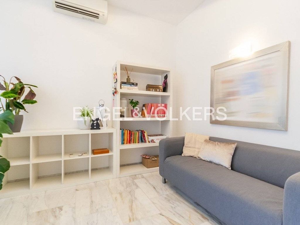 4 room luxury Apartment for rent in Viale Shakespeare, Rome, Latium - Altro