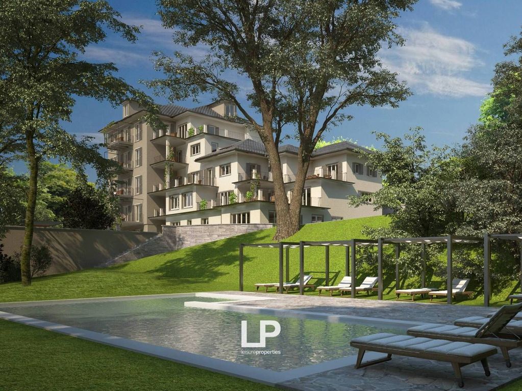 Luxury Flat for sale in VIA MONSIGNORE SCAVINI, 2, Arizzano, Piedmont - Lisää