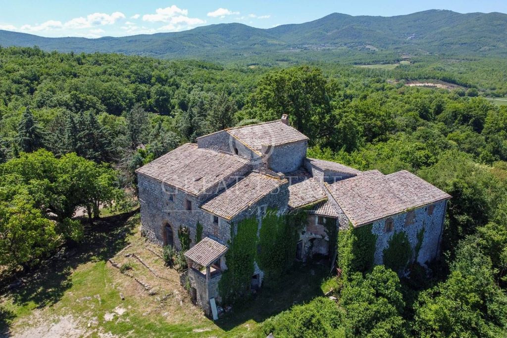 Château · Castle in Avigliano Umbro