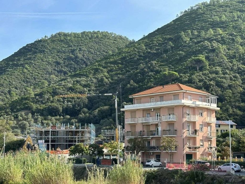 Apartment in Deiva Marina - Altro