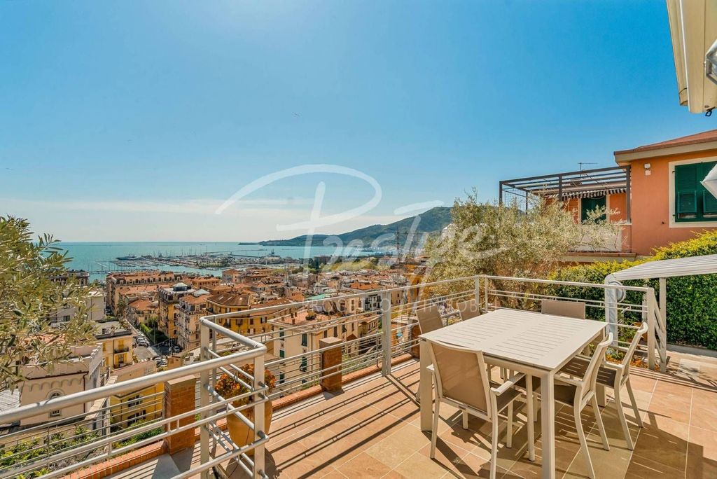 2 bedroom luxury Villa  in Via dei Colli, 71, La Spezia, Provincia di La Spezia, Liguria - More