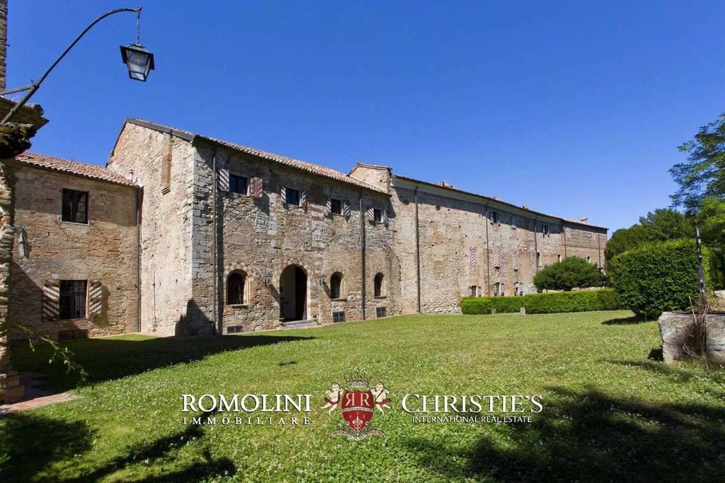 Château · Castle in Asti