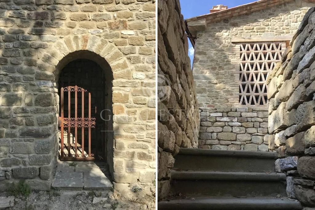 Château · Castle in Lisciano Niccone