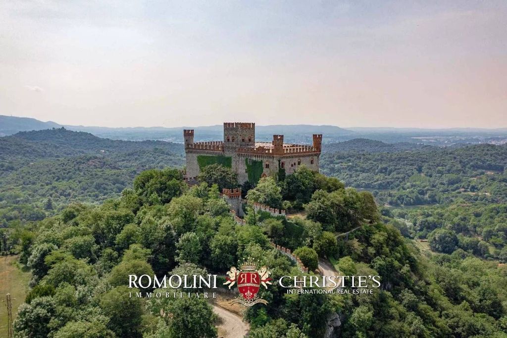 Château · Castle in Montalto Dora