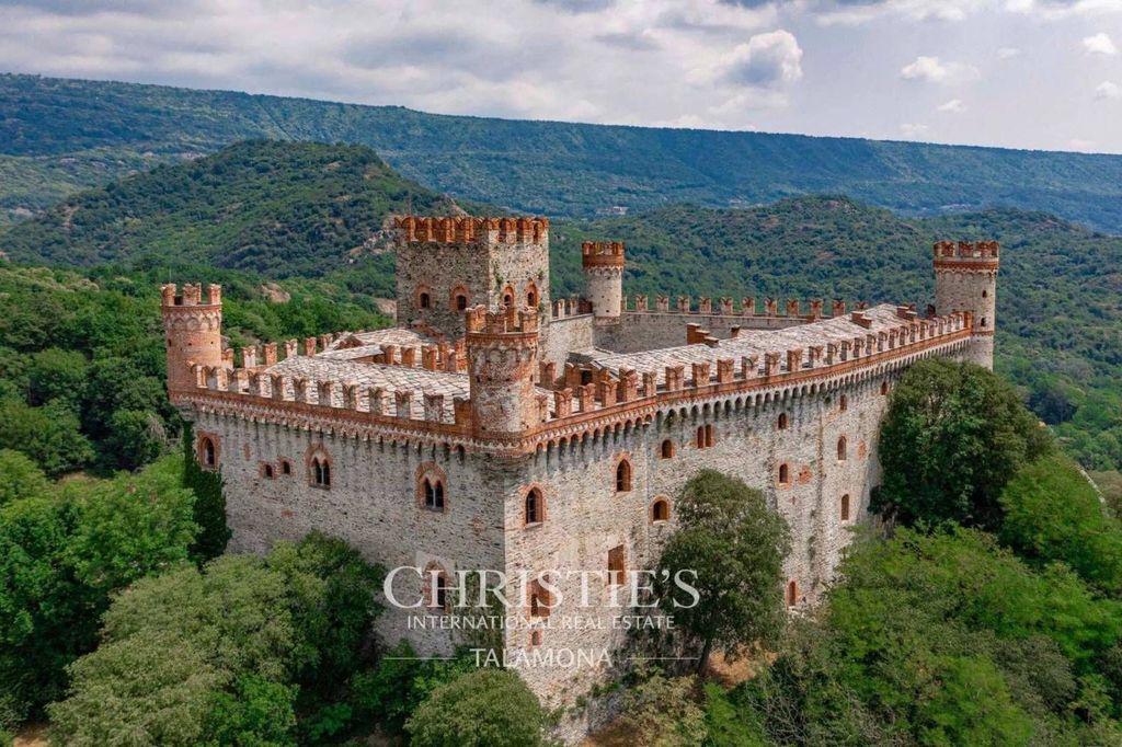 Château · Castle in Montalto Dora
