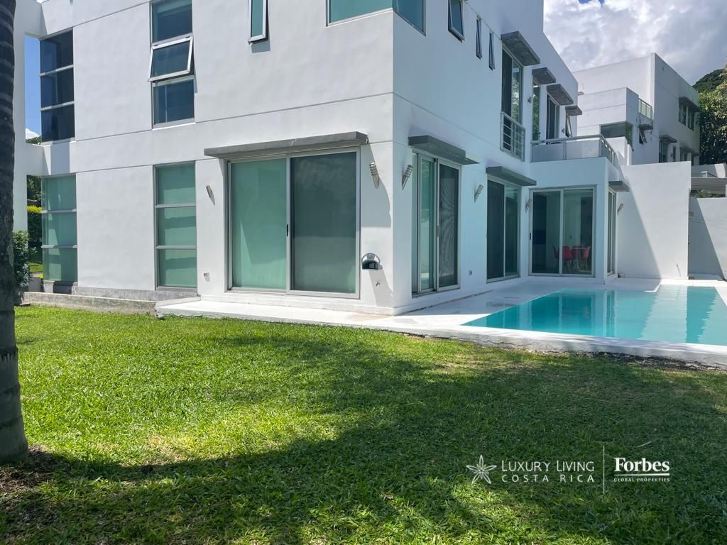 Эксклюзивный Особняк 580 м2 в Продажа San Rafael, Escazú, Provincia de San José