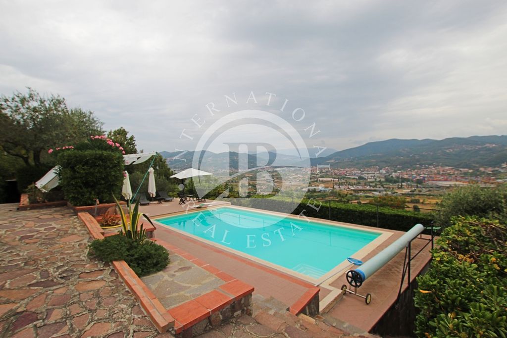 Villa di 500 mq in vendita Vezzano Ligure, Liguria